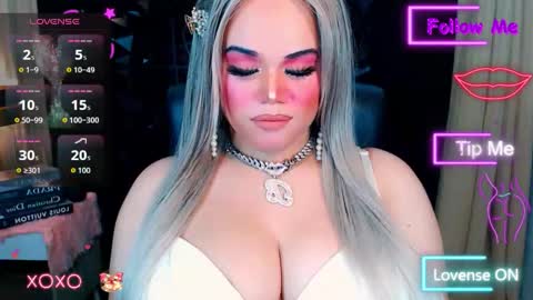 xHUGECOCKTILLCUMX online show from November 24, 9:20 am