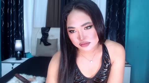 Snapshot of xhugesignificant69x chatting on January 12, 1:42 am xhugesignificant69x online show from January 12, 1:42 am