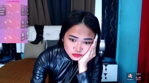 Snapshot of xhugesignificant69x chatting on February 15, 10:11 am xhugesignificant69x online show from February 15, 10:11 am