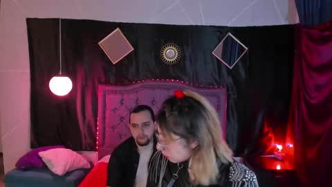 Snapshot of xialeeandlio chatting on January 10, 8:29 am xialee and Lio online show from January 10, 8:29 am