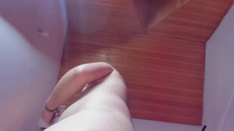 Snapshot of xialeeandlio chatting on January 31, 5:09 am xialee and Lio online show from January 31, 5:09 am