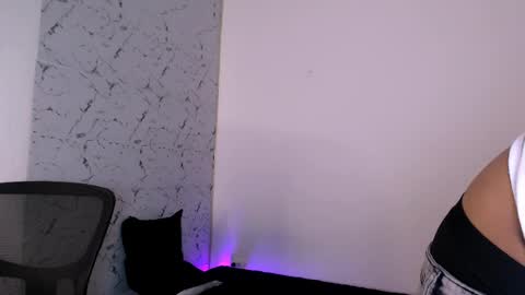 Snapshot of xiao_keiko chatting on April 9, 5:07 pm Xiao Keiko online show from April 9, 5:07 pm