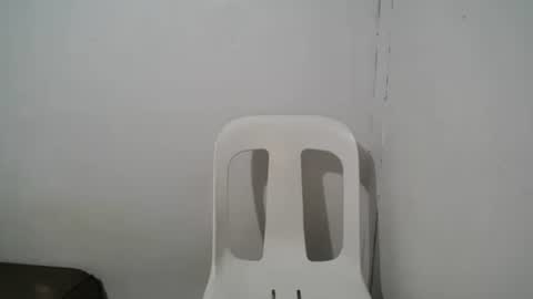 Snapshot of xiaomeee chatting on March 10, 2:48 pm xiaomeee online show from March 10, 2:48 pm