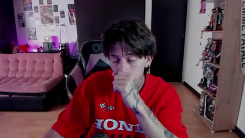 xIce Boy online show from May 28, 1:52 pm
