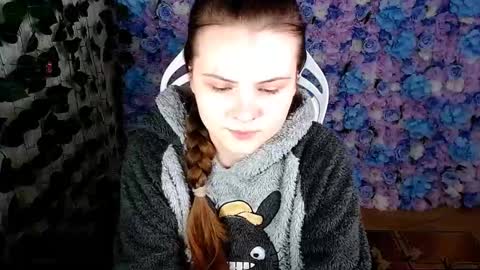 Lina online show from October 3, 5:15 am