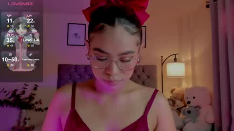 camila online show from April 17, 8:12 pm