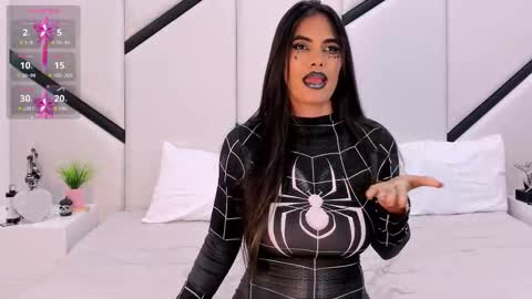 Snapshot of ximenacosta chatting on October 31, 7:04 pm ximenacosta online show from October 31, 7:04 pm