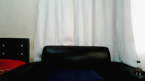 XIndianXFireBallx online show from December 2, 7:47 am