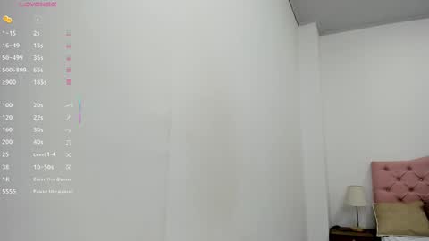 Snapshot of xiomy_gomez chatting on October 5, 11:19 am Xiomy online show from October 5, 11:19 am