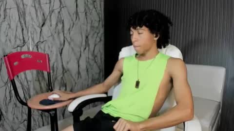 xion_ez online show from December 4, 8:50 pm