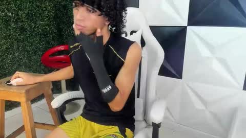 xion_ez online show from December 19, 8:38 pm