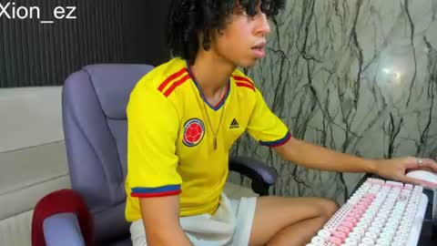xion_ez online show from June 24, 8:30 pm
