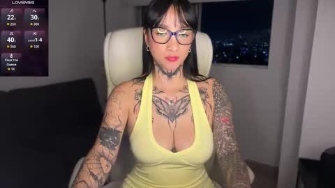 xisisxx online show from November 19, 12:10 am