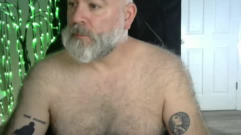 Snapshot of xjohnniex77 chatting on April 4, 2:10 am MrSlowBurn77 online show from April 4, 2:10 am