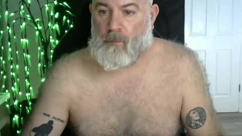 Snapshot of xjohnniex77 chatting on May 6, 2:29 am MrSlowBurn77 online show from May 6, 2:29 am