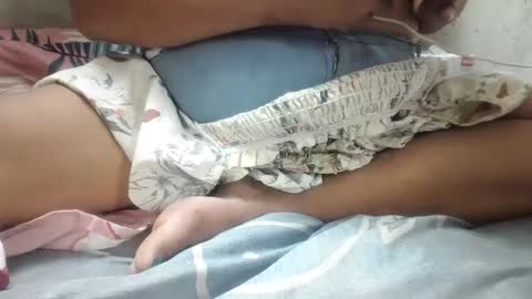 xjuicytits online show from May 15, 11:12 pm