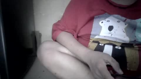 xjuicytits online show from June 18, 2:34 am