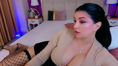 Kim online show from February 13, 12:06 am