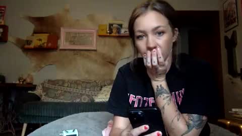 xLacyy online show from October 3, 11:46 pm