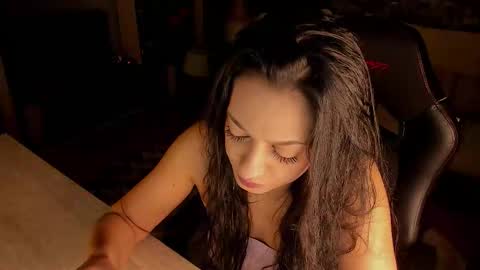 Lara online show from March 7, 10:07 pm