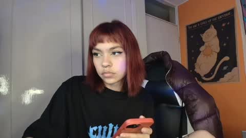 Snapshot of xlilyangelx_ chatting on August 1, 3:06 am xlilyangelx_ online show from August 1, 3:06 am