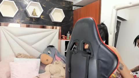 Ximena online show from December 19, 10:32 pm