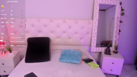 Ximena online show from September 23, 3:42 am