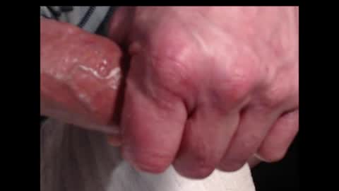 Snapshot of xloadzzz chatting on April 2, 10:02 am xloadzzz online show from April 2, 10:02 am