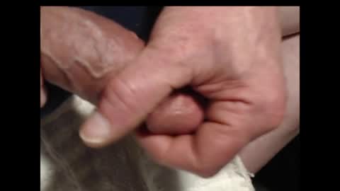 Snapshot of xloadzzz chatting on April 6, 1:12 pm xloadzzz online show from April 6, 1:12 pm