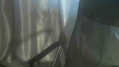 xlorax77703 online show from April 6, 5:41 am