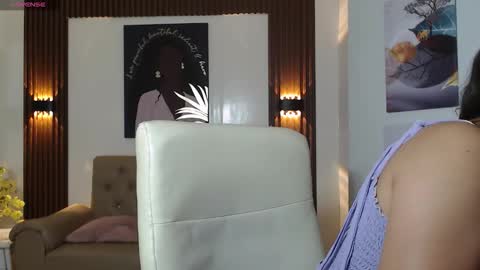 Snapshot of xlunna chatting on November 5, 6:52 pm lunna online show from November 5, 6:52 pm