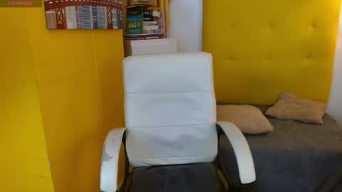 lunna online show from December 3, 9:13 pm