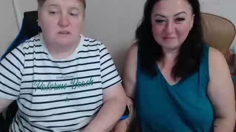 XMollyJaneX online show from September 17, 5:47 pm