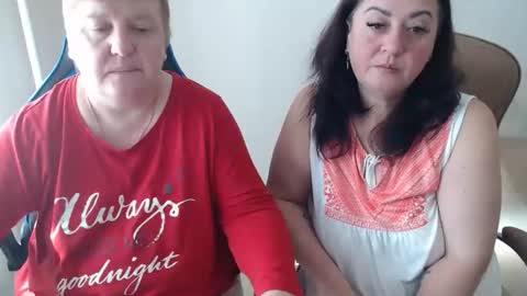 XMollyJaneX online show from October 12, 8:57 am
