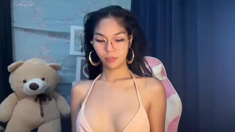Sweet Monica online show from September 30, 8:30 am