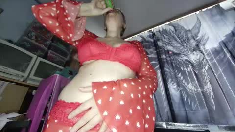 xnicetitsx online show from October 11, 9:30 am