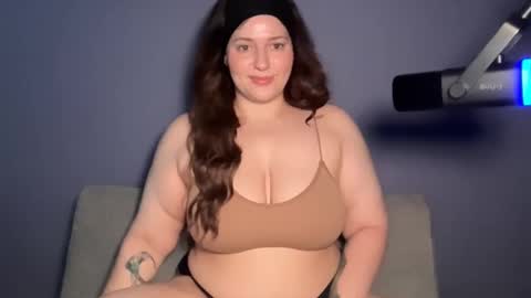 Bambi online show from March 14, 1:01 am