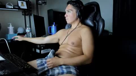 Snapshot of xoalejandroxo6 chatting on April 23, 6:03 am xoalejandroxo6 online show from April 23, 6:03 am