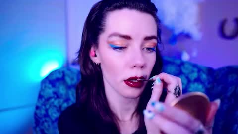 Bella Bondai online show from October 24, 3:03 am