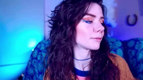 Bella Bondai online show from February 27, 10:15 am