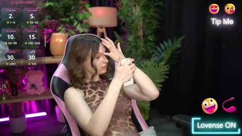 xoxo_molly online show from January 7, 9:06 pm