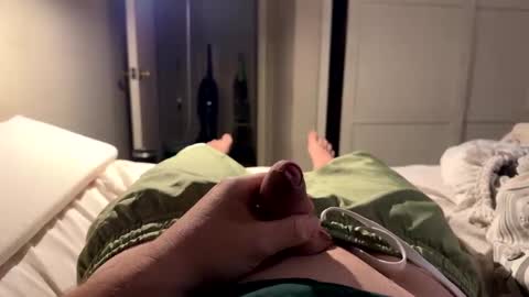 Snapshot of xoxowtf chatting on December 11, 3:47 pm xoxowtf online show from December 11, 3:47 pm