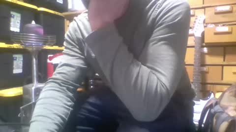 Xploringus online show from March 30, 8:59 am