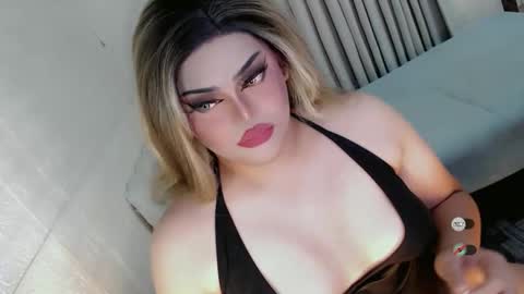 xsabbylicious69 online show from September 15, 4:34 am
