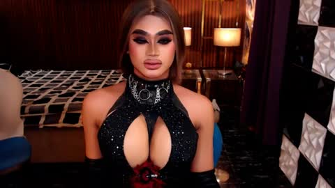 Snapshot of xscarlletegrey chatting on June 5, 6:52 am xscarlletegrey online show from June 5, 6:52 am