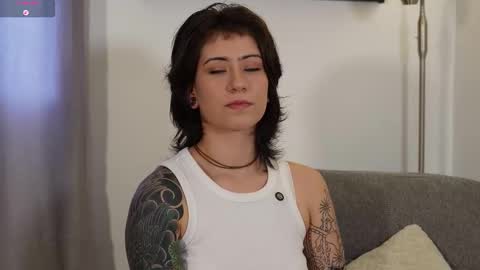 Blue online show from March 11, 7:31 pm