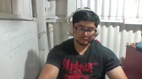 Snapshot of xstudiobog_90 chatting on December 16, 6:46 pm xstudiobog_90 online show from December 16, 6:46 pm