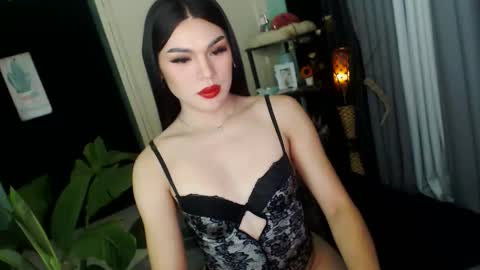 Sundae online show from June 1, 9:05 pm