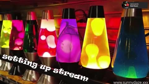 Snapshot of xsunsub chatting on December 20, 11:56 pm Sunny Daze online show from December 20, 11:56 pm