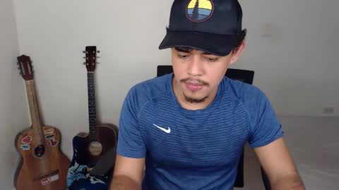 Snapshot of xtranherr chatting on October 3, 1:24 am xtranherr online show from October 3, 1:24 am